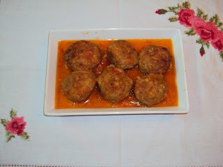 ALBÓNDIGAS DE CARNE, por Maripaz Rodríguez